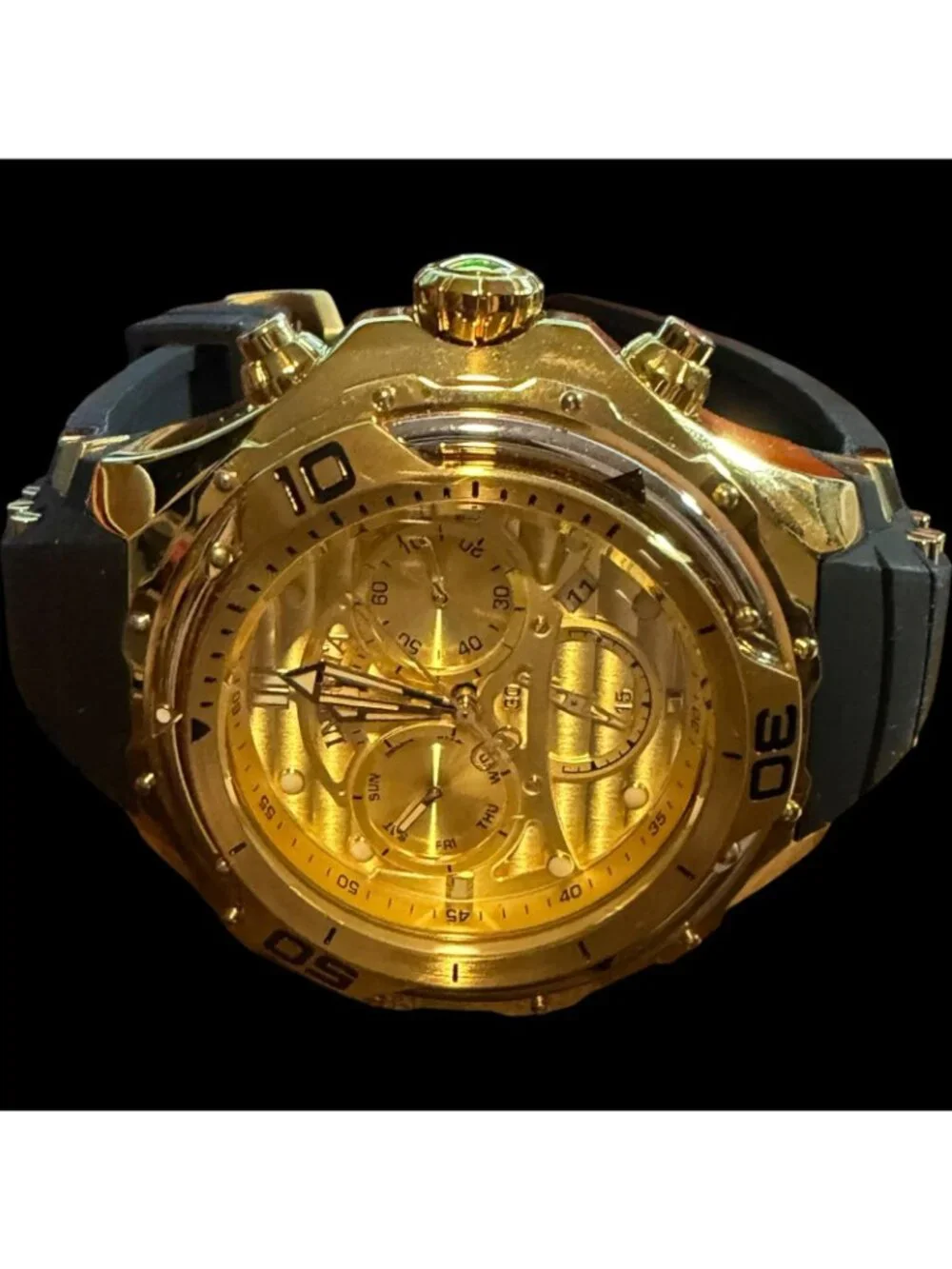Invicta Mammoth Model 38094 Men's Gold Tone Chronograph Day Date Watch Black
